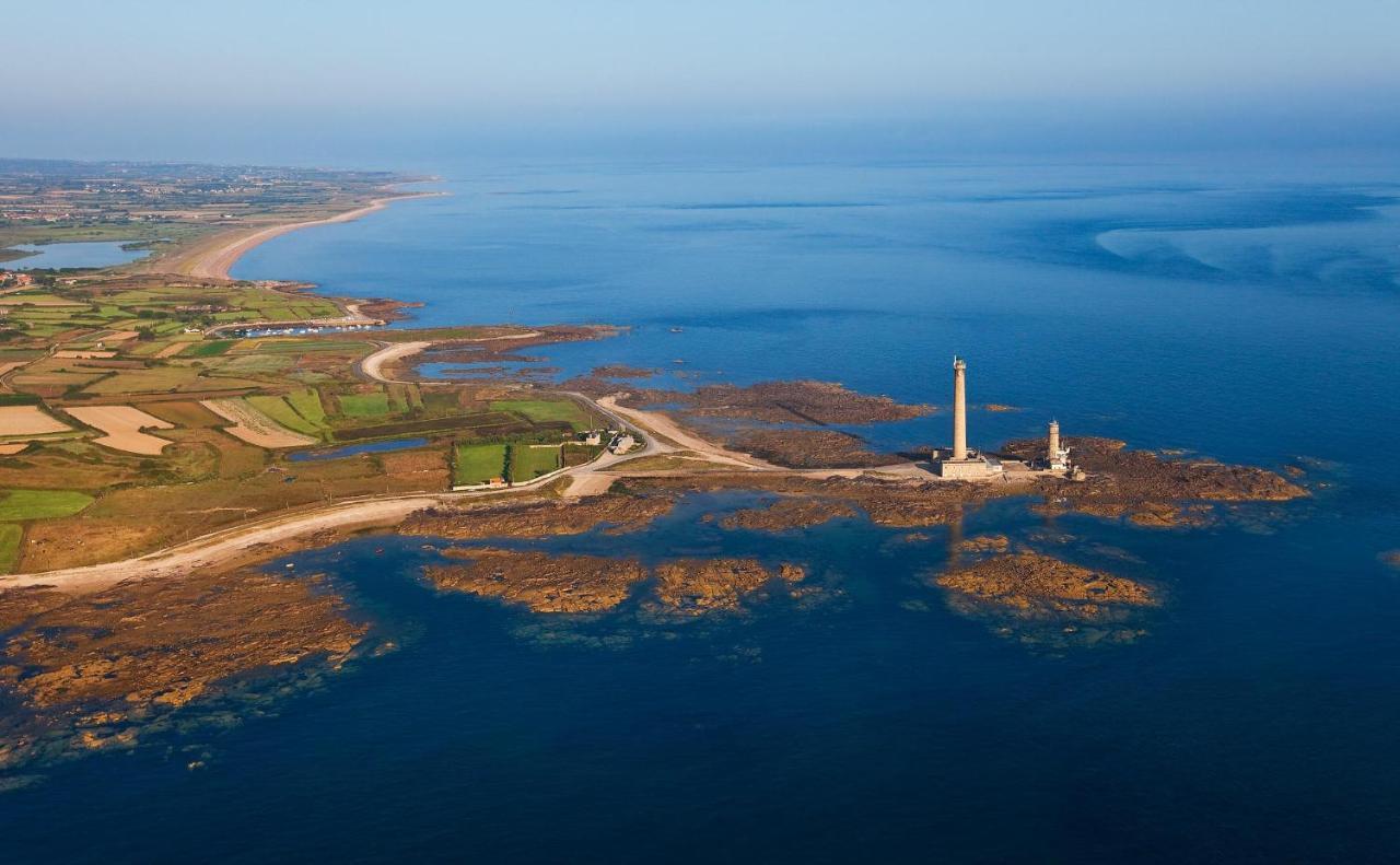 Maison Normande Proche De La Mer Et Des Commodites Villa Quettehou Kültér fotó